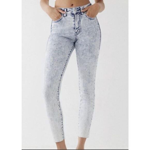 True Religion Halle High Rise Super Skinny Acid Wash Raw Hem Jeans HTF Plus Size - Picture 1 of 16